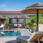 Oda ve Kahvaltı Boutique La 4*