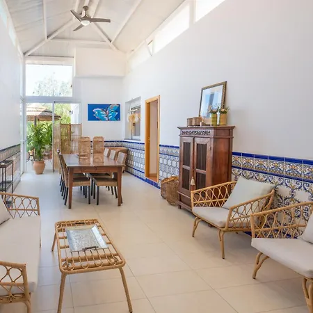 Bed & Breakfast Boutique La Vinuela