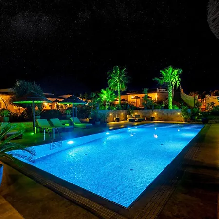 Bed & Breakfast Boutique La Vinuela