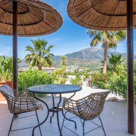 Boutique La Bed & Breakfast