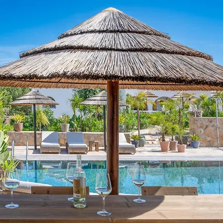 Boutique La Bed & Breakfast *